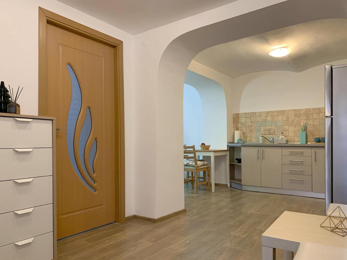 Casa Carol Apartment Brasov Luaran gambar