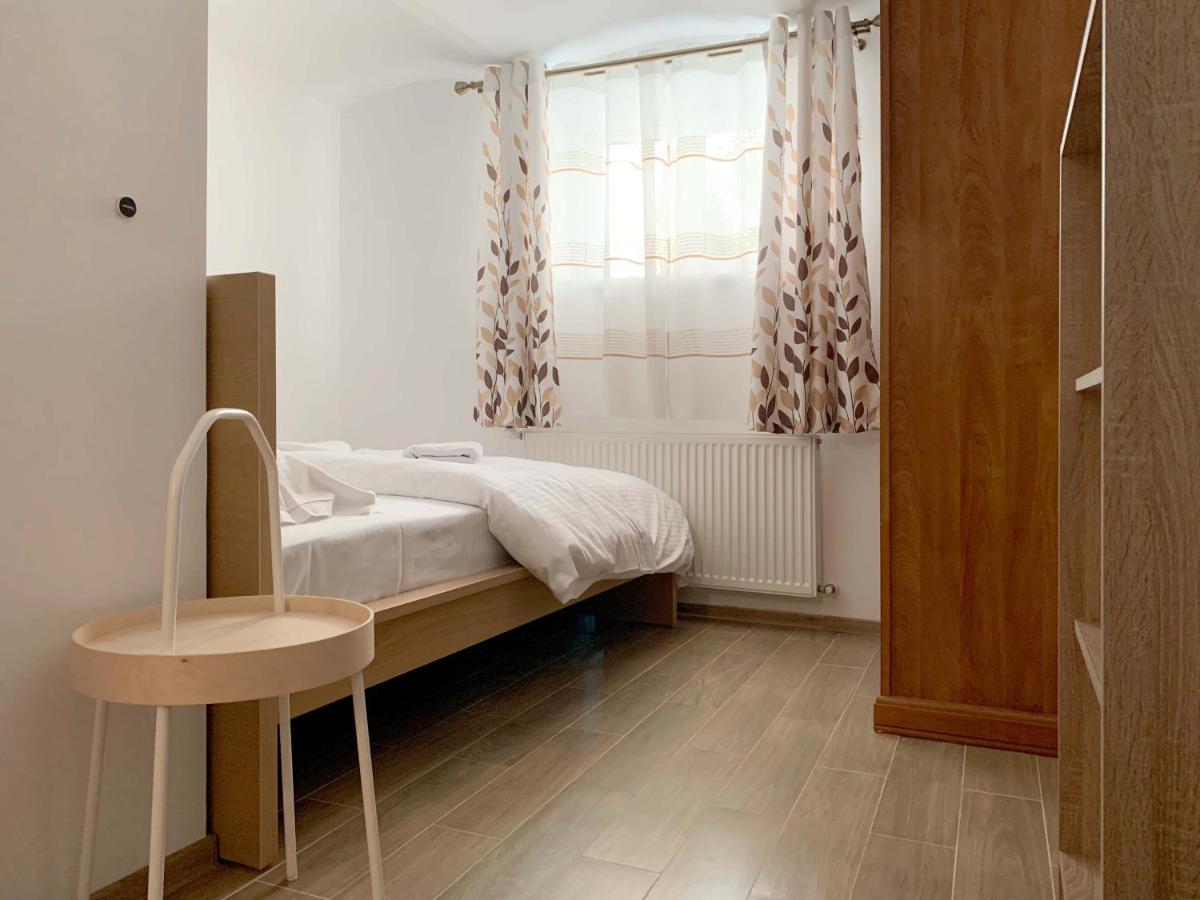 Casa Carol Apartment Brasov Luaran gambar